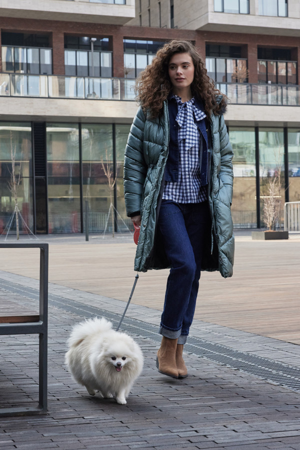 Пальто стеганое с капюшоном