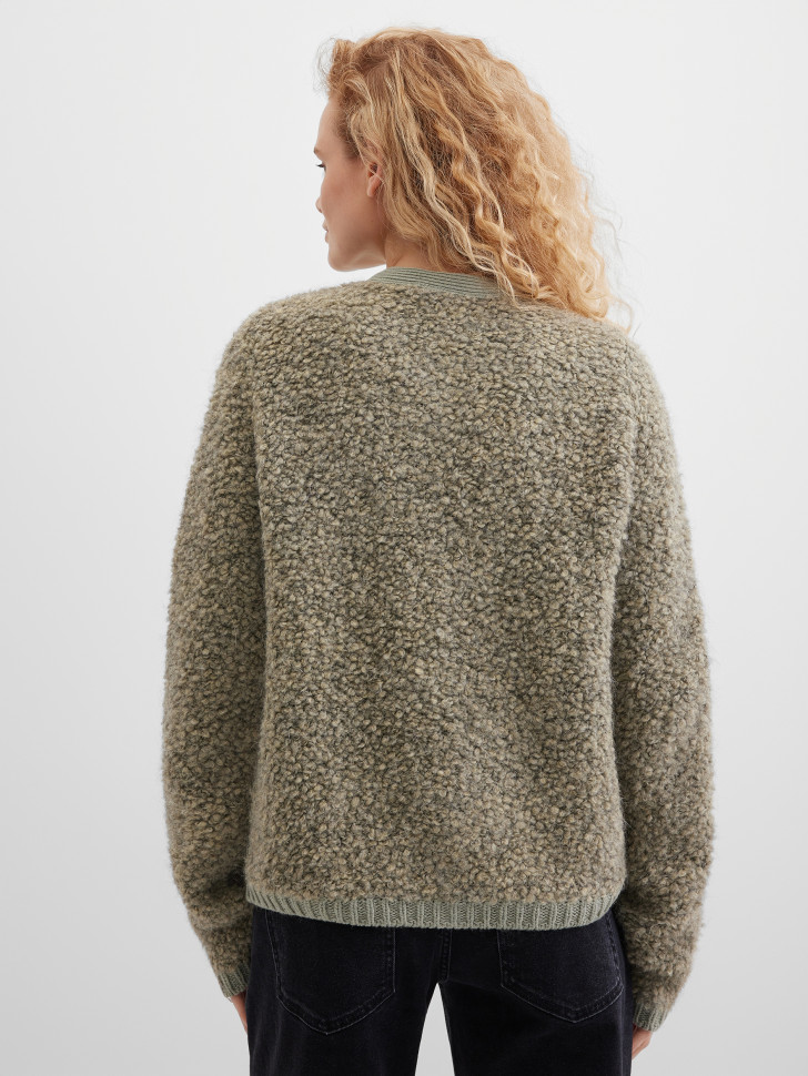 Кардиган на пуговицах