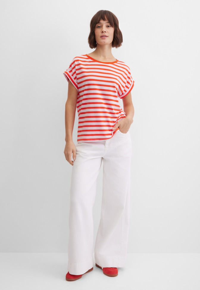 Футболка свободная