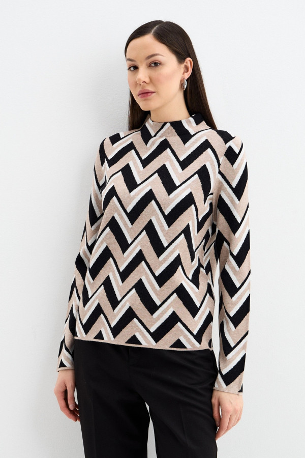 Джемпер с графичным узором