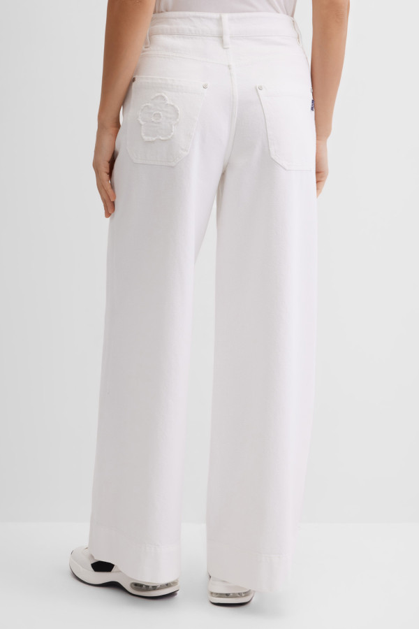 Джинсы широкие