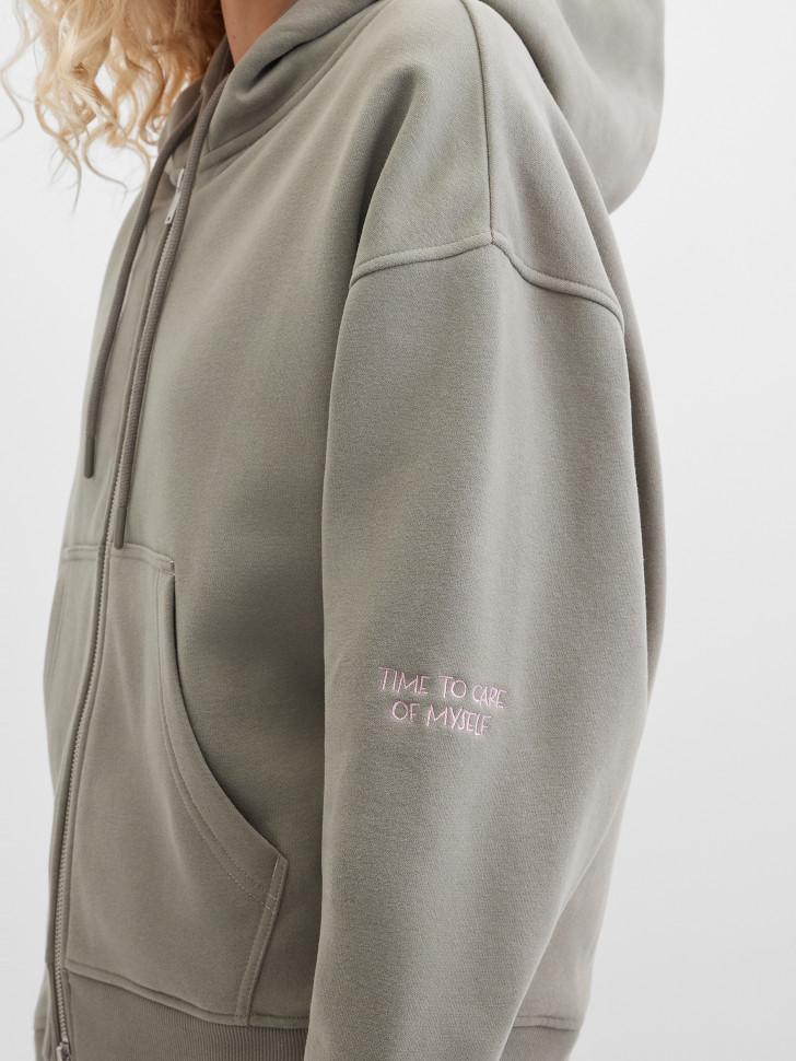 Толстовка с капюшоном