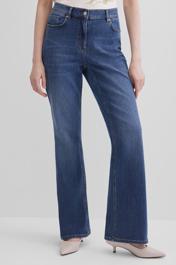 Джинсы свободного кроя