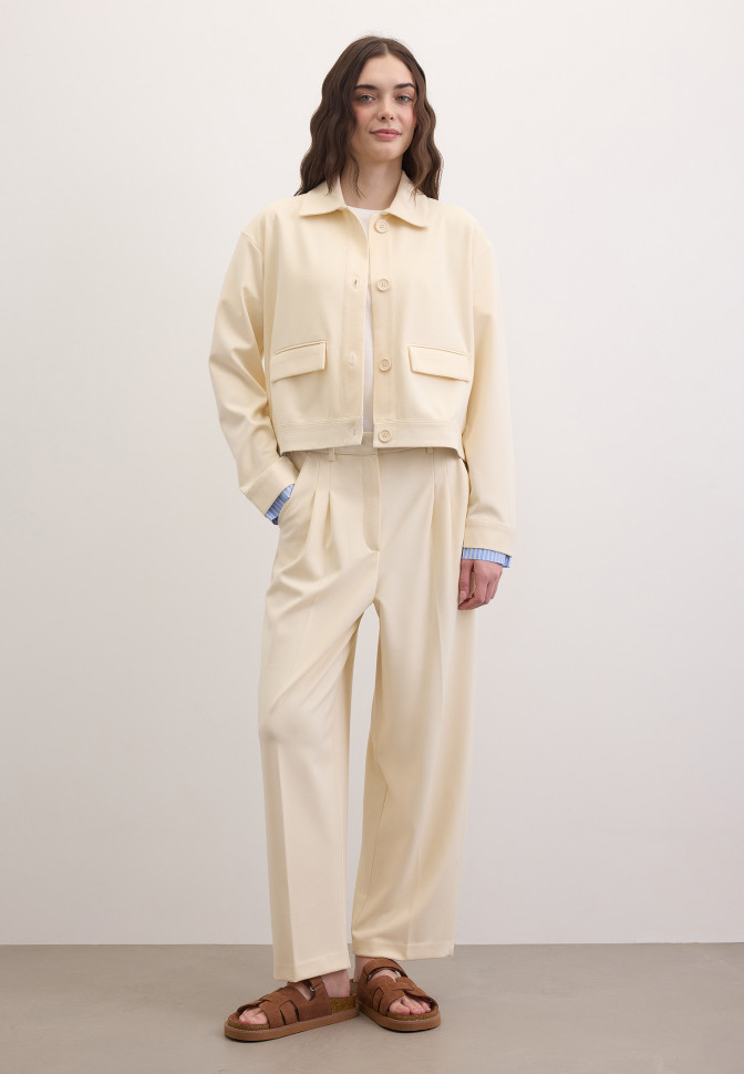 Жакет пуговицах