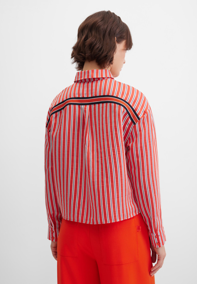 Блузка с длинным рукавом