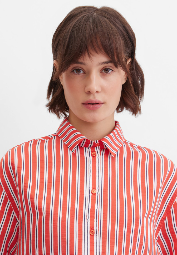 Блузка с длинным рукавом