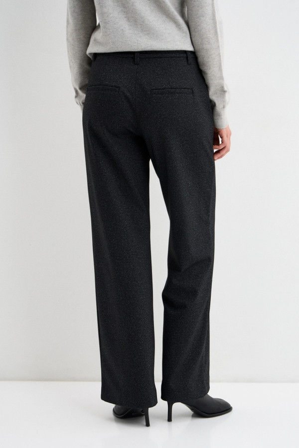 Брюки трикотажные прямого кроя