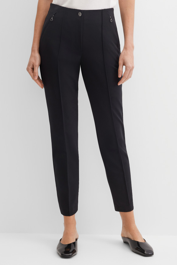 Брюки из эластичного материала