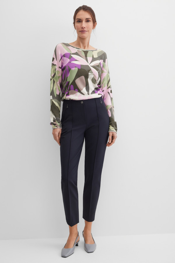 Брюки из эластичного материала