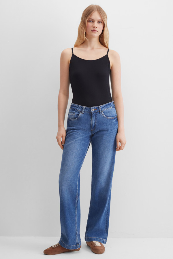 Топ базовый на бретелях