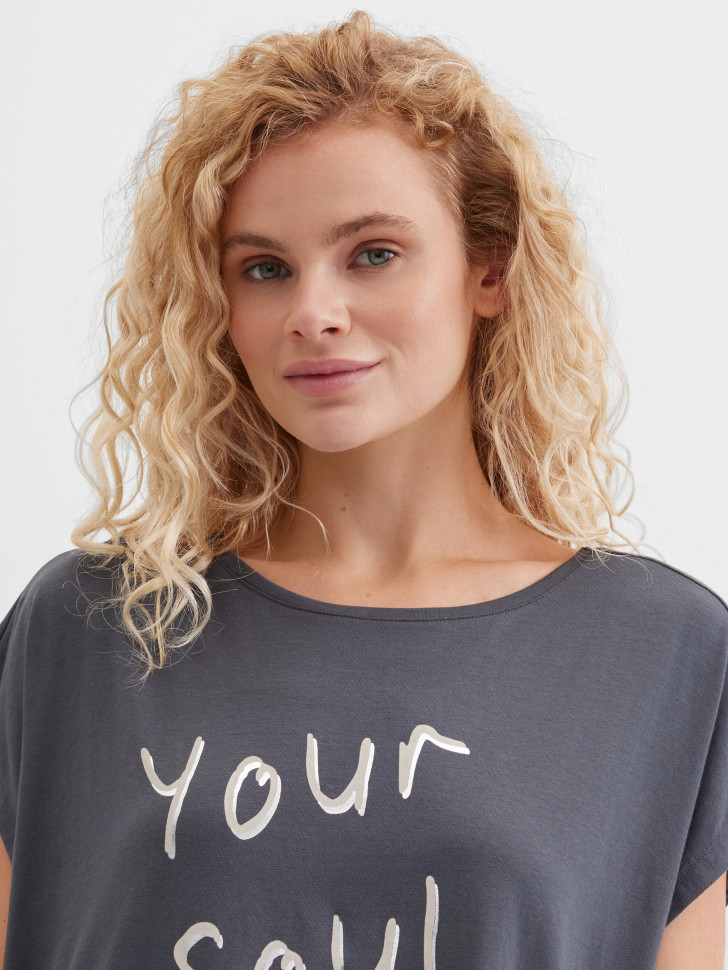 Футболка свободная