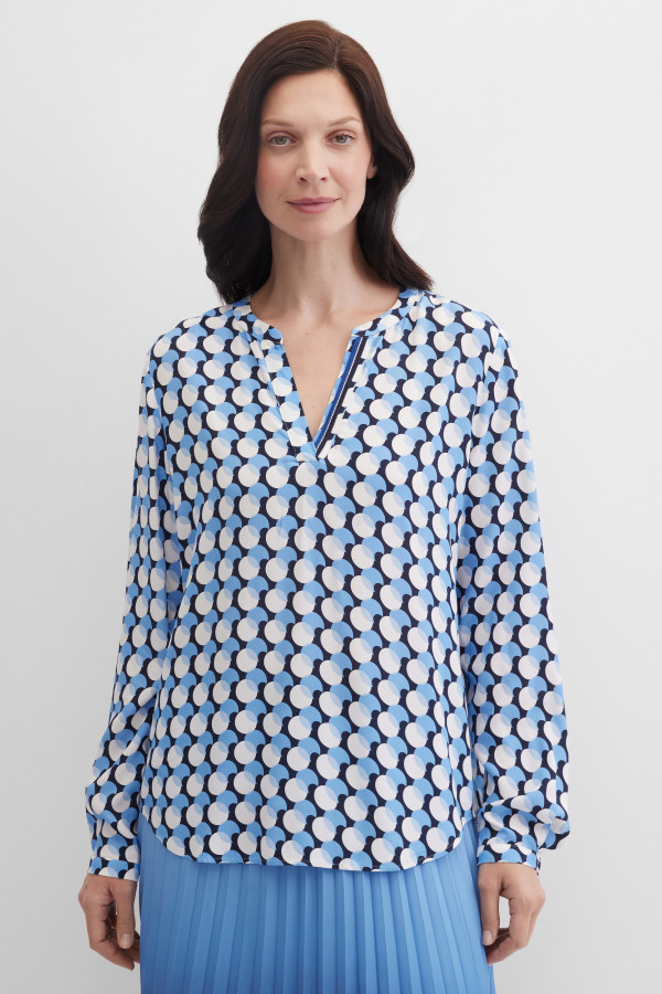 Блузка из вискозы