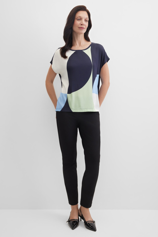 Брюки из эластичного материала