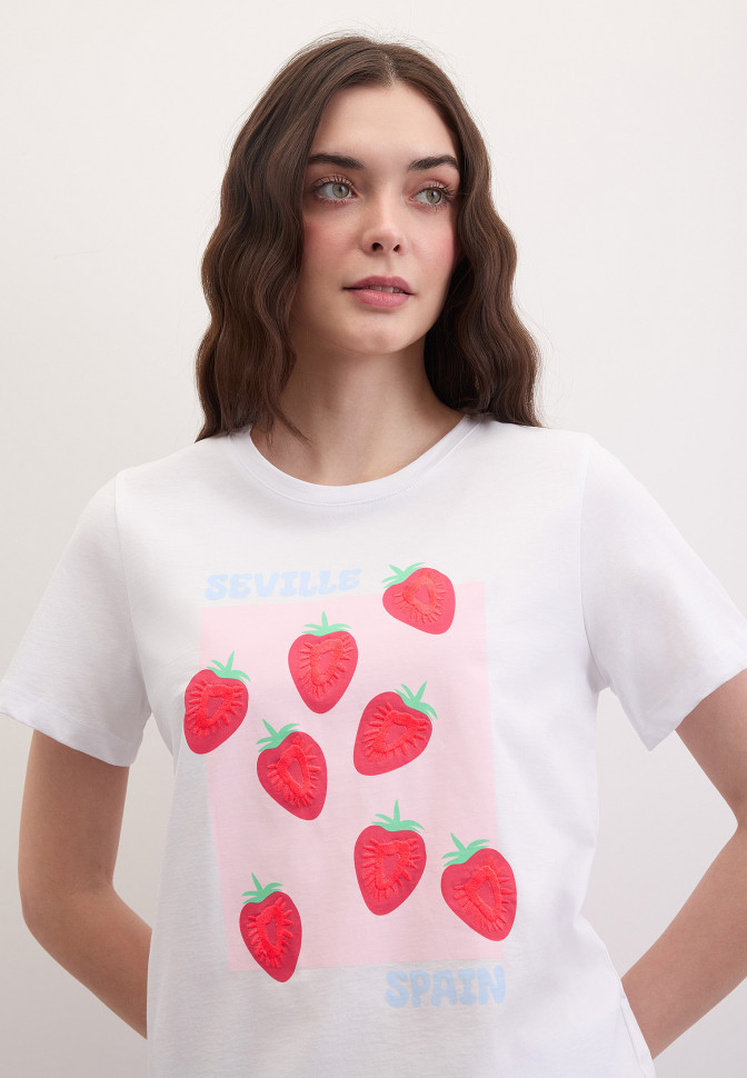 Футболка с рисунком