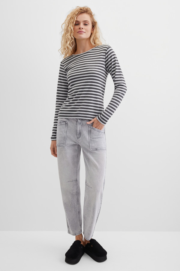 Лонгслив в полоску