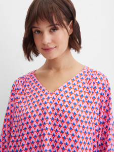 Блузка свободная