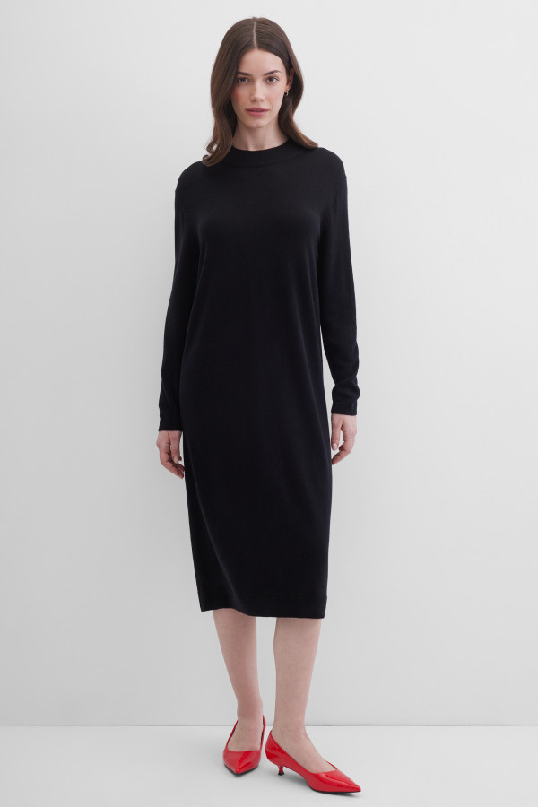 Платье трикотажное