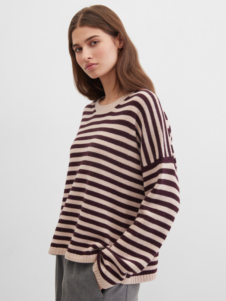 Джемпер из вискозы