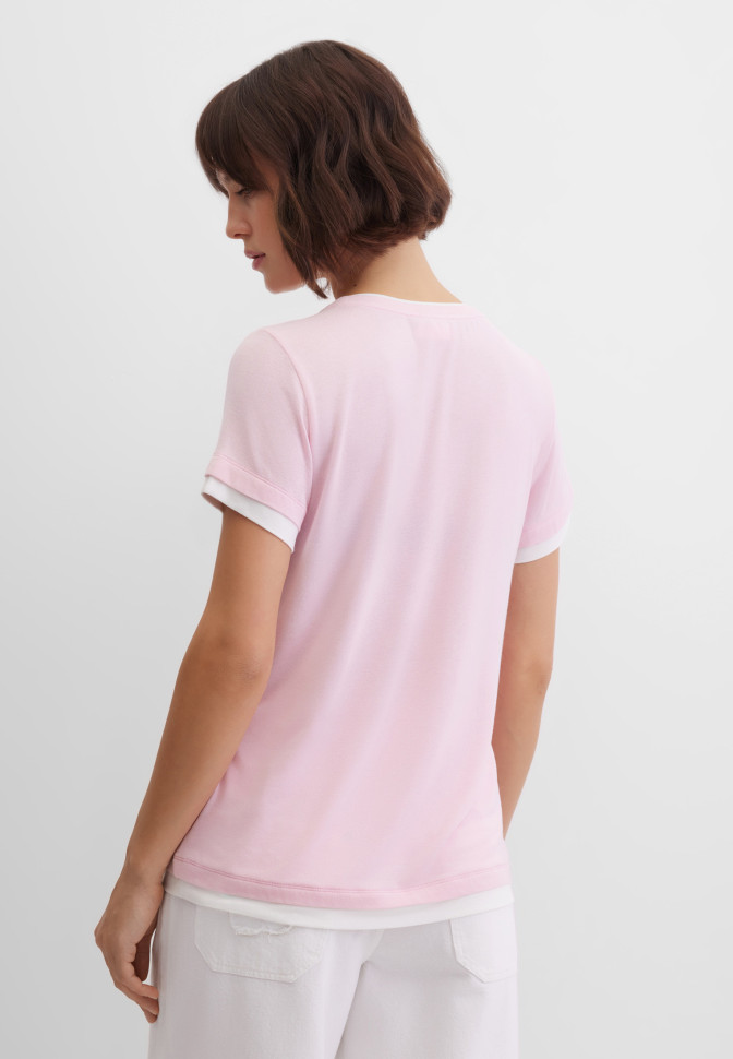 Футболка с контрастной отделкой