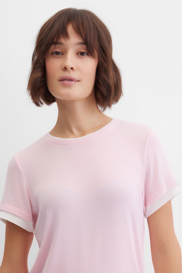 Футболка с контрастной отделкой