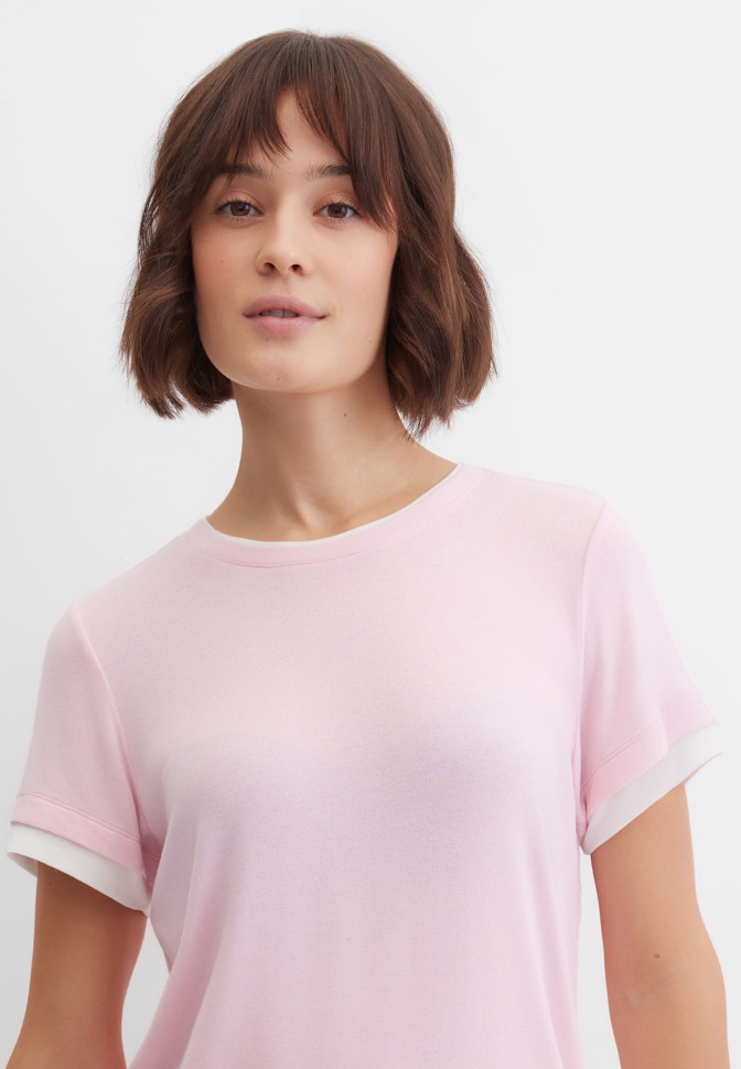 Футболка с контрастной отделкой