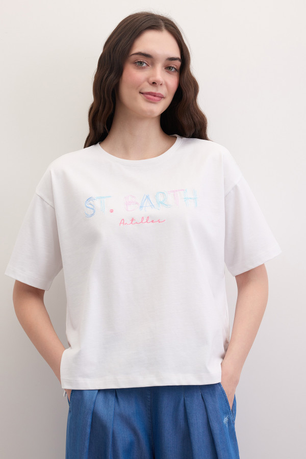 Футболка с вышивкой надписью