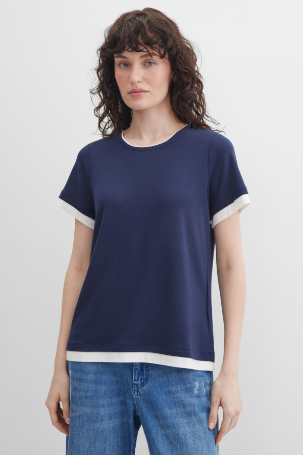 Футболка с контрастной отделкой