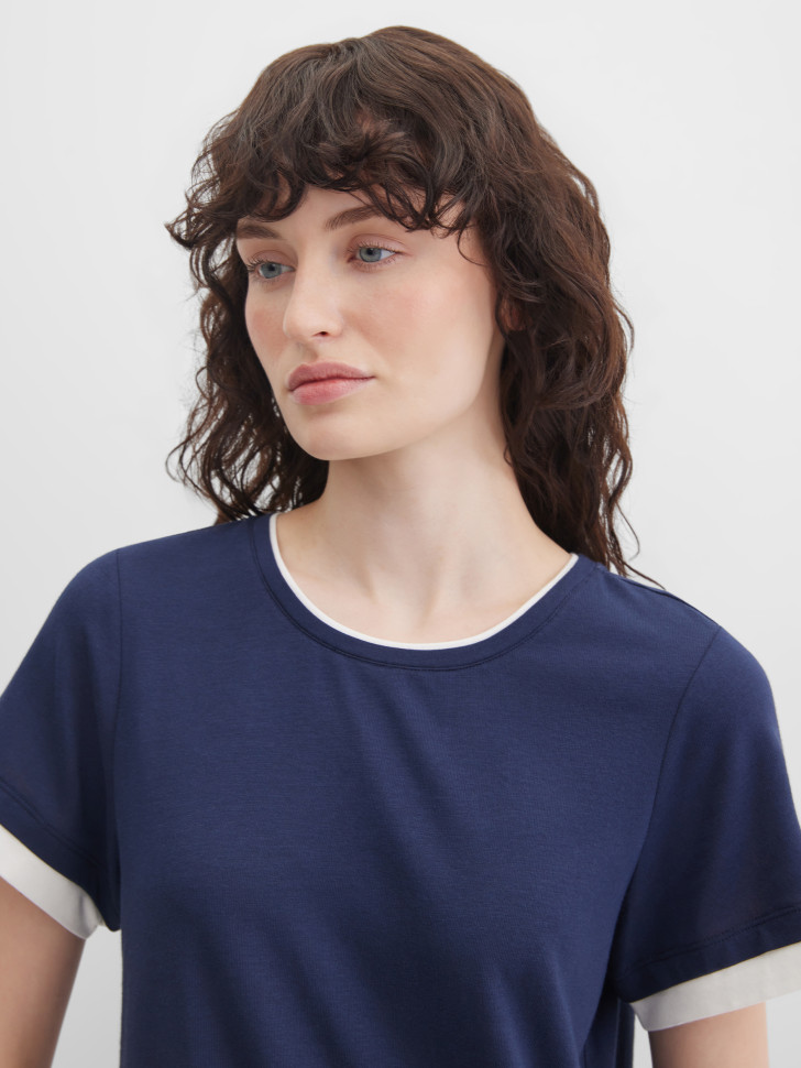 Футболка с контрастной отделкой