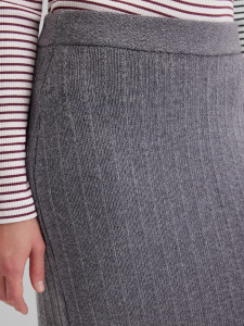 Юбка миди трикотажная