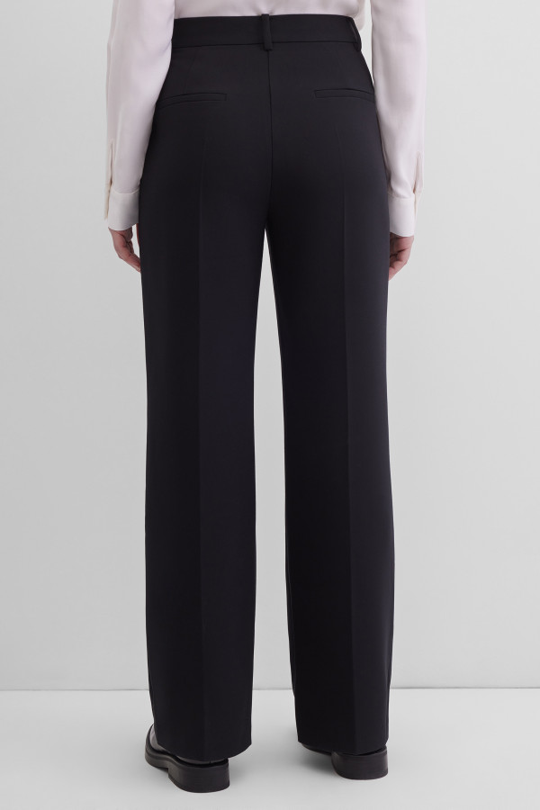 Брюки со стрелками средней посадки