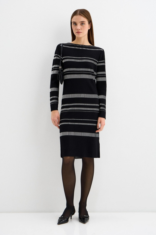 Платье трикотажное