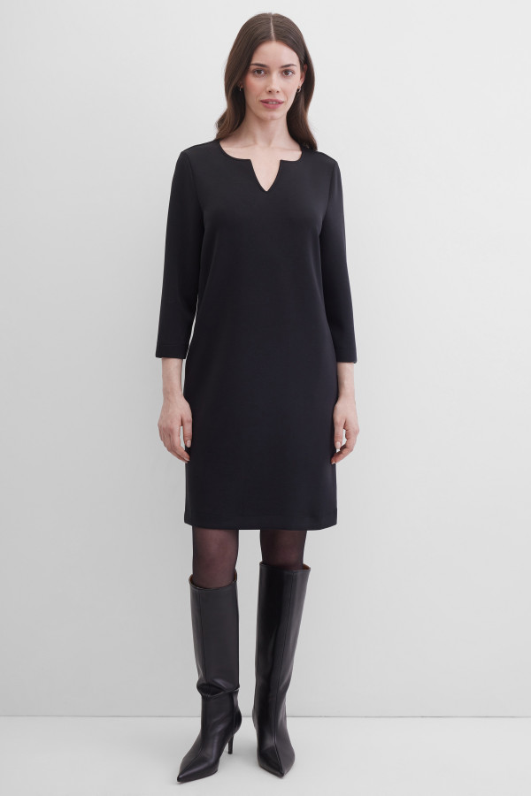 Платье прямого кроя