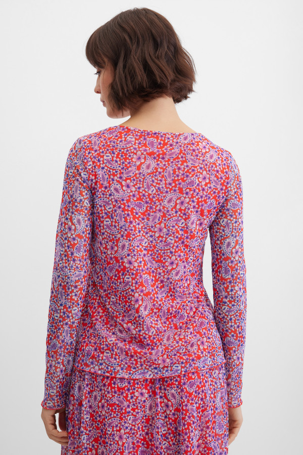 Лонгслив в сетку с принтом