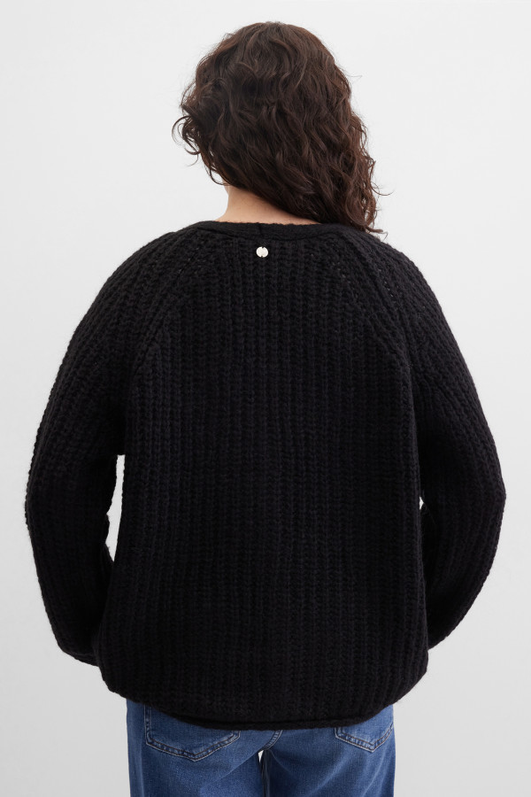 Кардиган вязаный