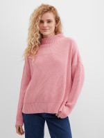 Свитер вязаный