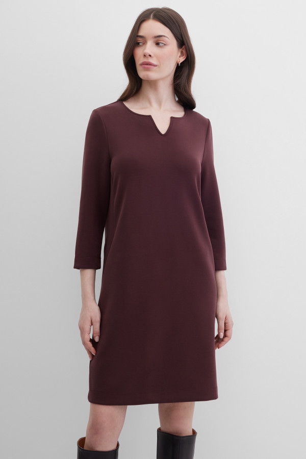 Платье прямого кроя