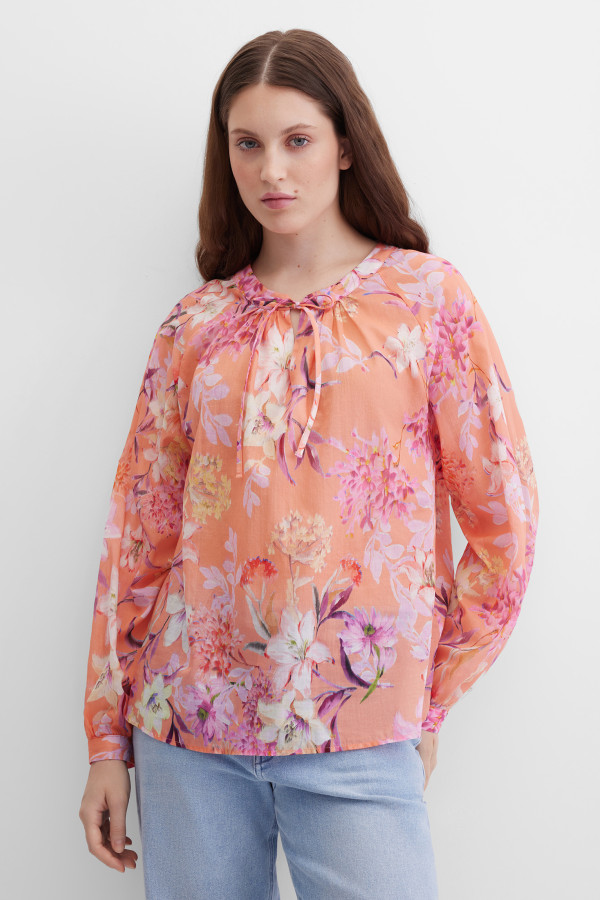 Блузка с цветочным принтом
