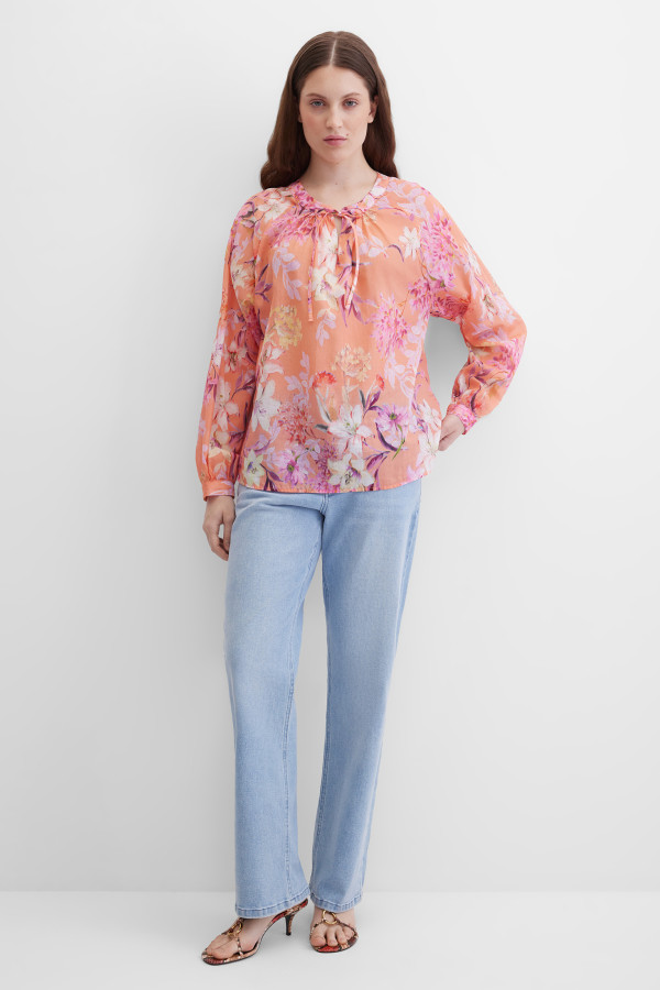 Блузка с цветочным принтом