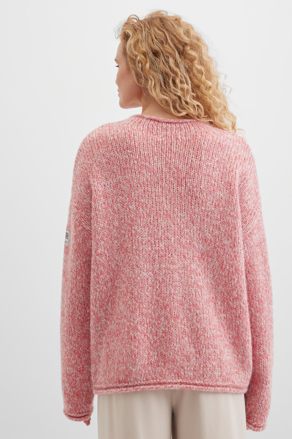 Джемпер вязаный