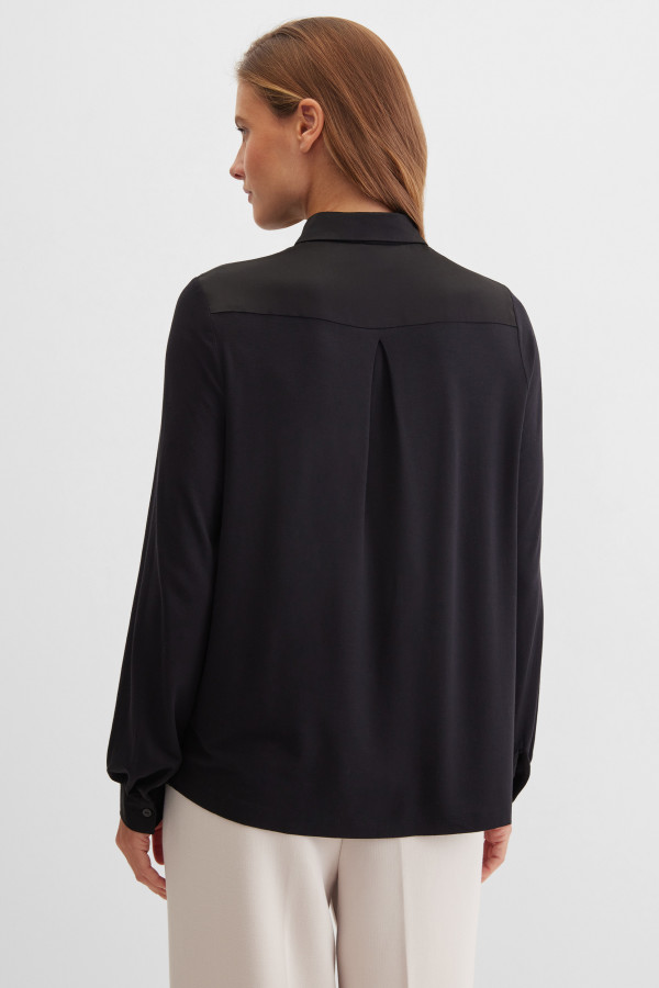 Блузка с длинным рукавом