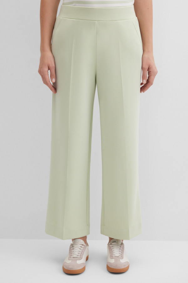 Брюки трикотажные широкие 