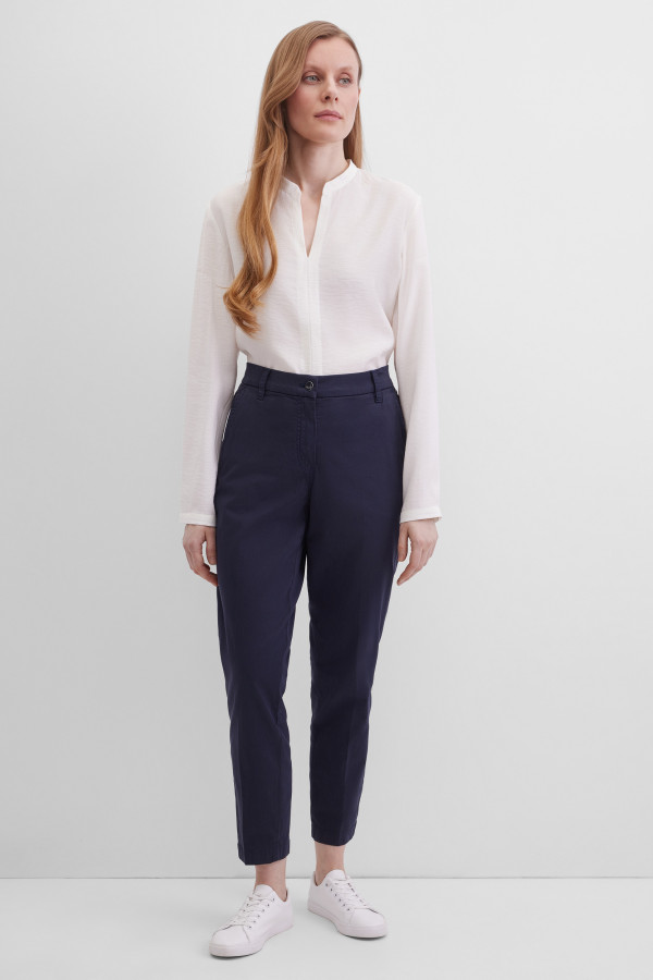 Брюки прямого кроя с карманами