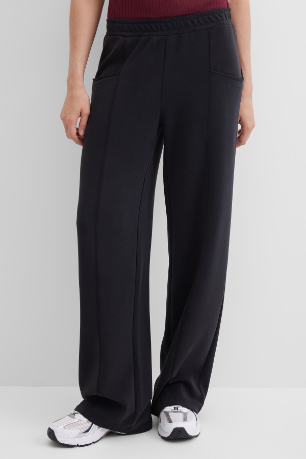 Брюки трикотажные