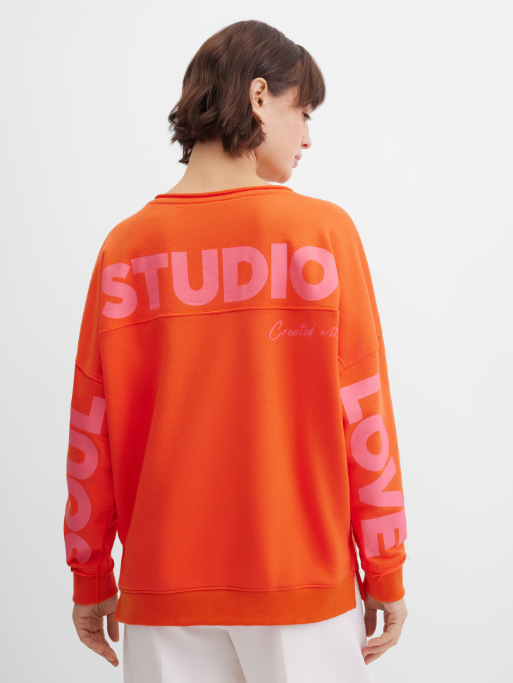 Свитшот оверсайз