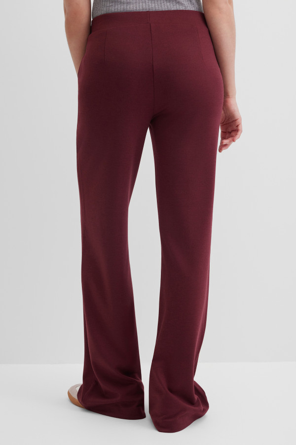 Брюки трикотажные с прошитыми стрелками