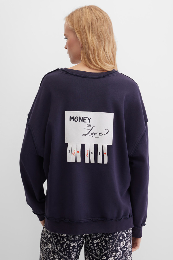 Свитшот свободный