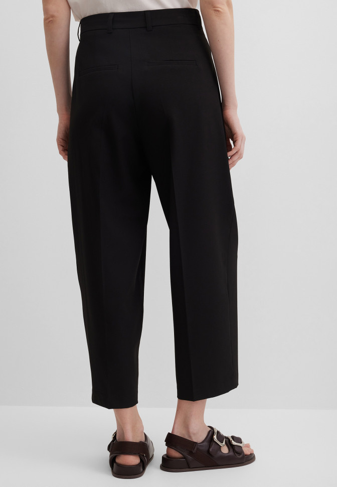 Брюки бананы