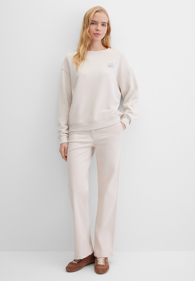 Свитшот свободный