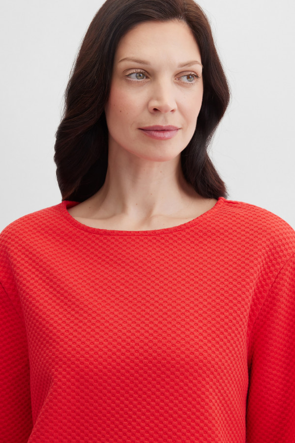 Свитшот из фактурного трикотажа