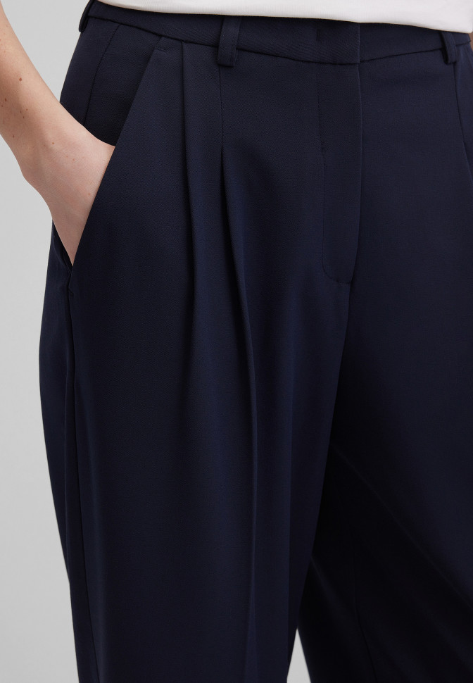 Брюки бананы